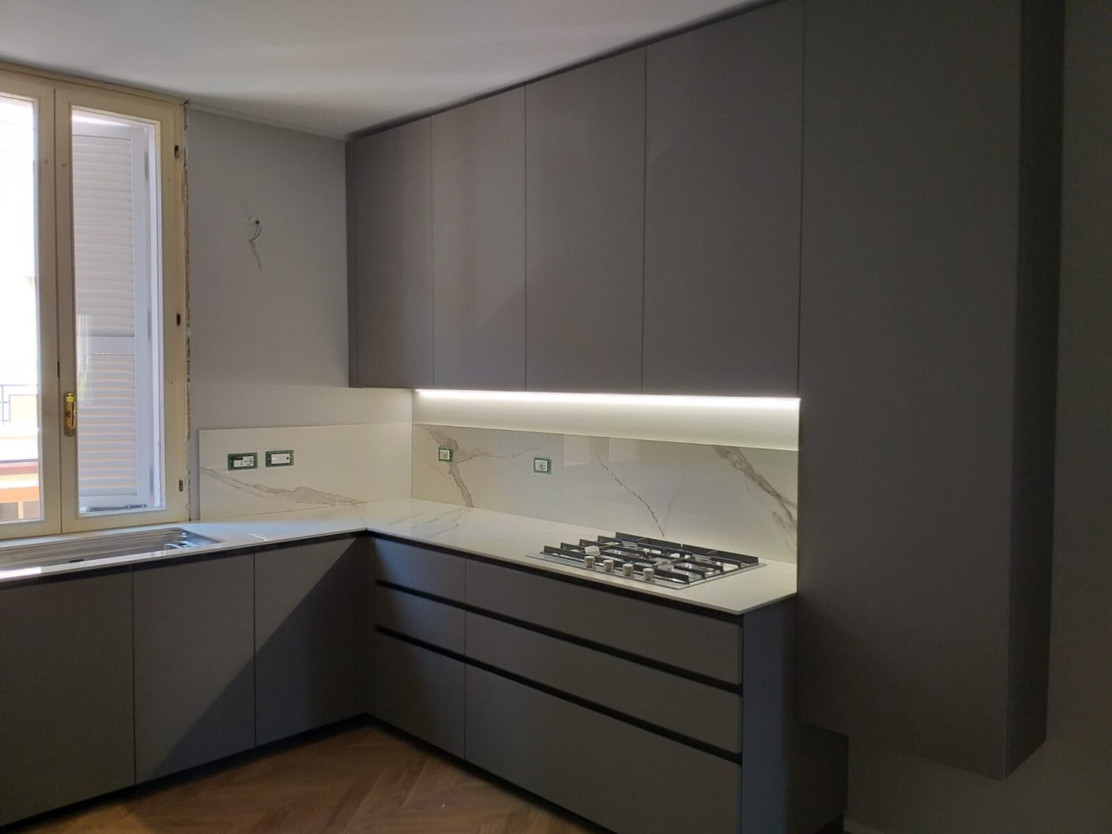 Installazione cucina su misura a Rimini