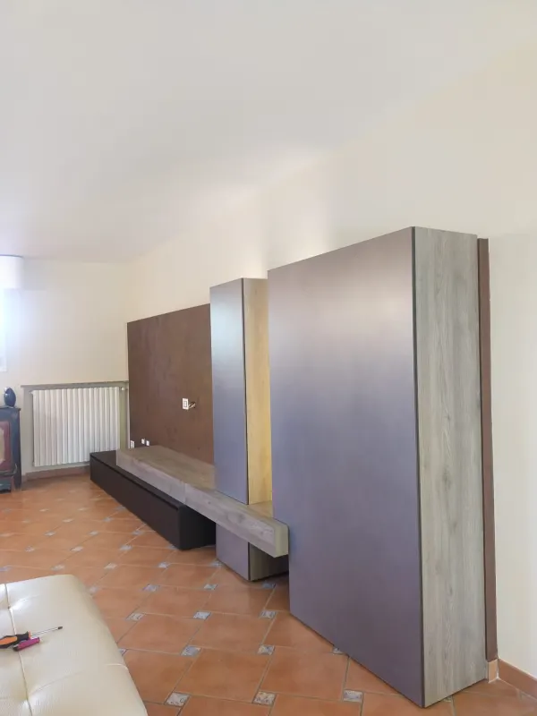 Montaggio parete attrezzata a Faenza